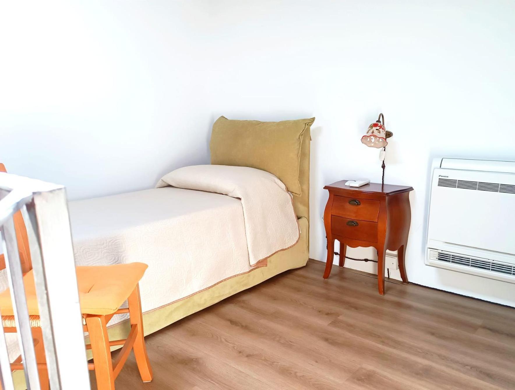 Morfeo Charming Rooms & Relax 阿沃拉 外观 照片