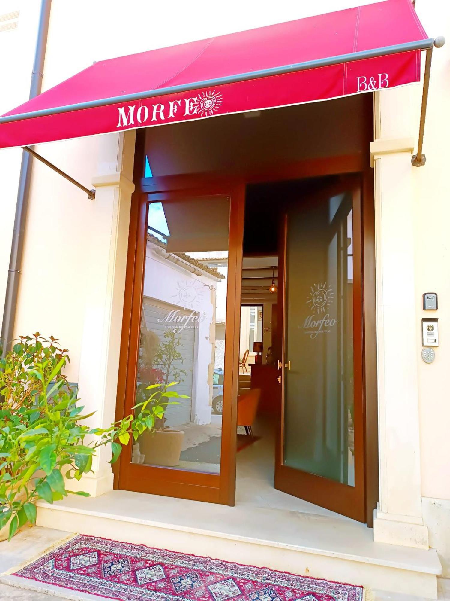 Morfeo Charming Rooms & Relax 阿沃拉 外观 照片